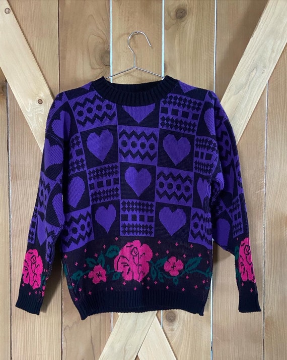 Vintage black sweater with Purple Hearts and pink 