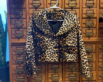 Voodoo Vixen Leopard crop button up jacket