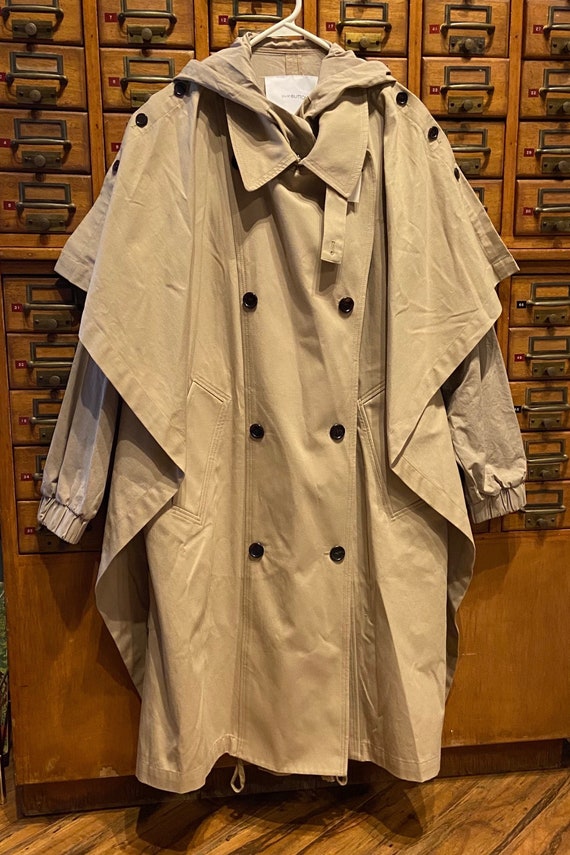 PushButton Tan Trench coat with detachable rain co