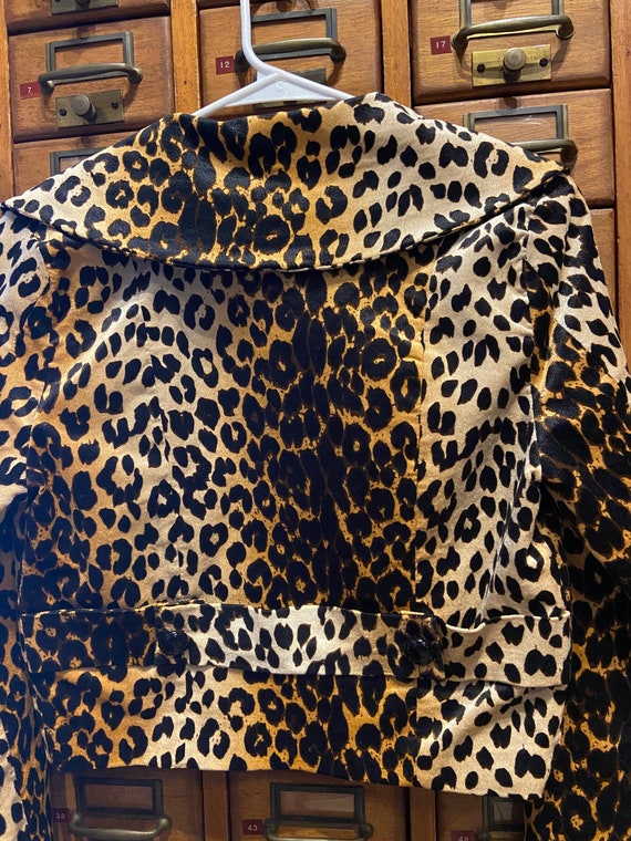 Voodoo Vixen Leopard crop button up jacket - image 7