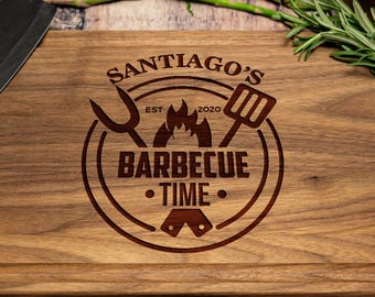 Personalized BBQ Walnut Cutting Board – Custom Grill Master Gift for Dad, Husband & Barbecue Lovers