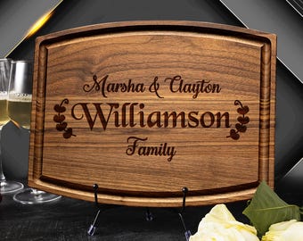 Personalized Walnut Cutting Board – Custom Family Name Kitchen Board – Engraved Housewarming Gift