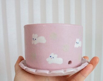 Bunnies running planter l Small flower pot l Handmade ceramics l Cute pottery l Porcelain clay