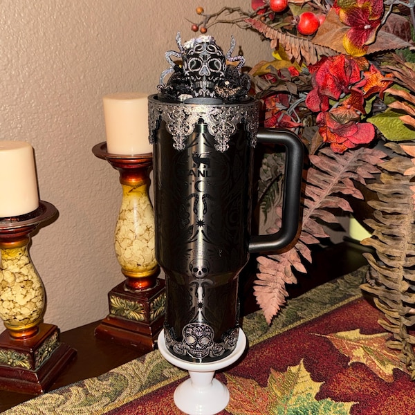 Dessus de gobelet damassé mortel, botte, breloque pour 20 gobelets de 30 ou 40 oz Stanley, accessoires d'Halloween, crâne en sucre de serpent mite noire