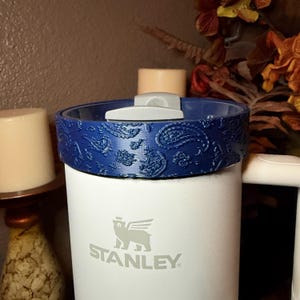 Red Blue Tumbler Boot, fits 32 or 40 oz Hydrojug Tumbler, Cup Boot Sleeve, bandanna paisly print Blue Paisly Halo