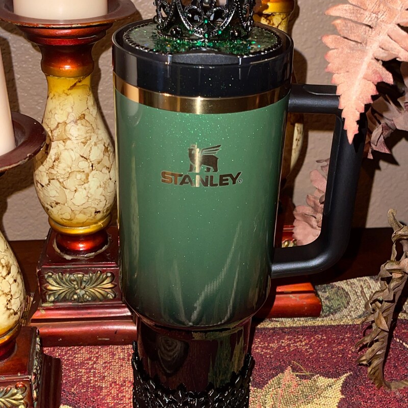Gobelet Stanley x Wicked Elphaba 30 oz : exclusivité Target