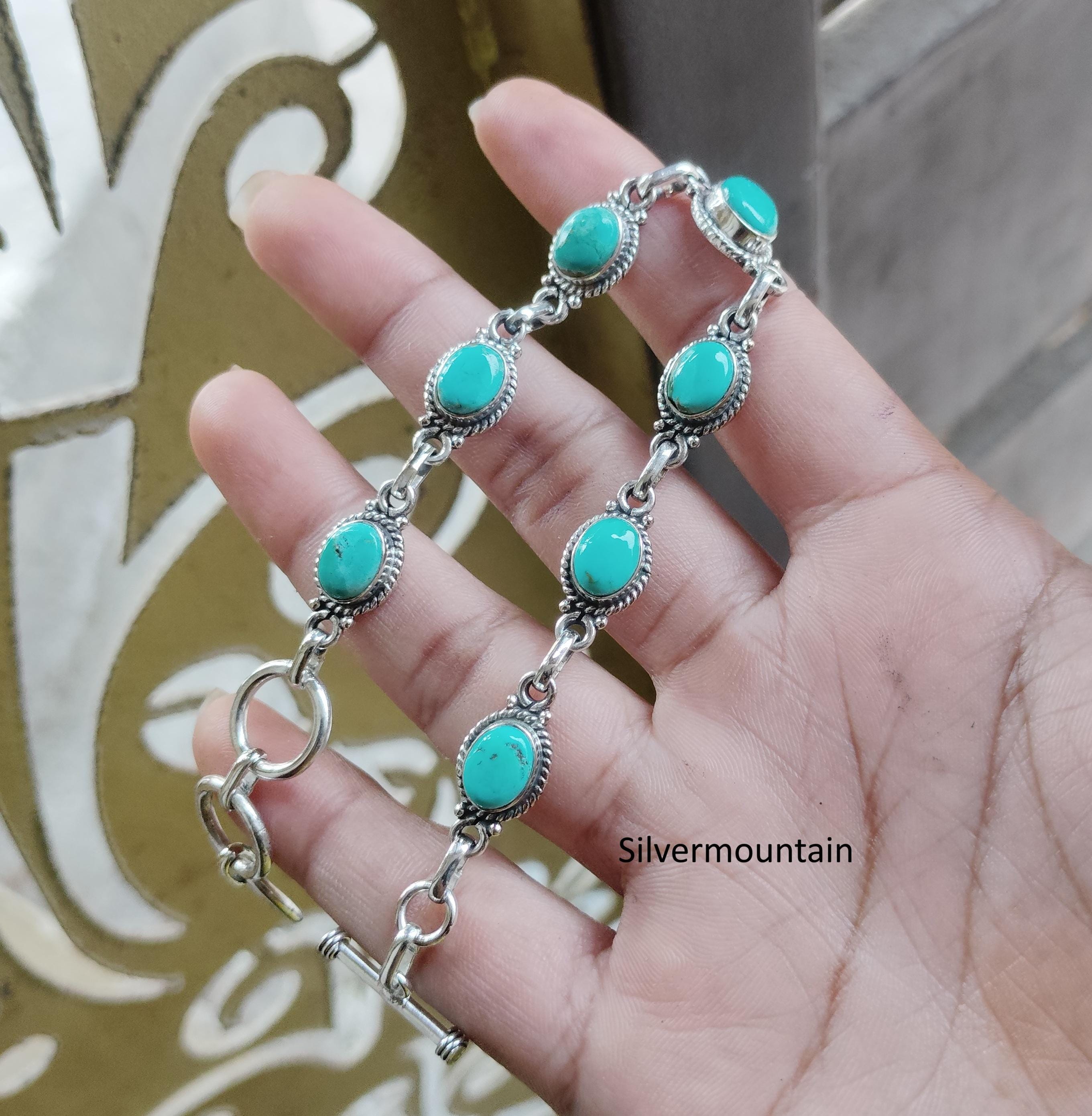 Kingman Turquoise 925 Sterling Silver Bracelet, Oval Stone Toggle