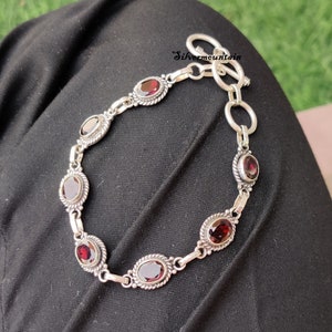 Braccialetto fatto a mano con pietre preziose di granato: gioiello regolabile in argento sterling 925