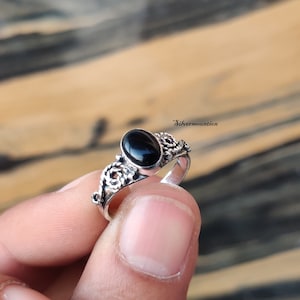 Schwarzer Onyx Ring* 925 Sterling Silber Ring* Ovaler Stein Form Ring* Handgemachter Ring* Stilvoller Ring*Frauenring* Wunderschöner Ring*Silber Schmuck*Geschenk