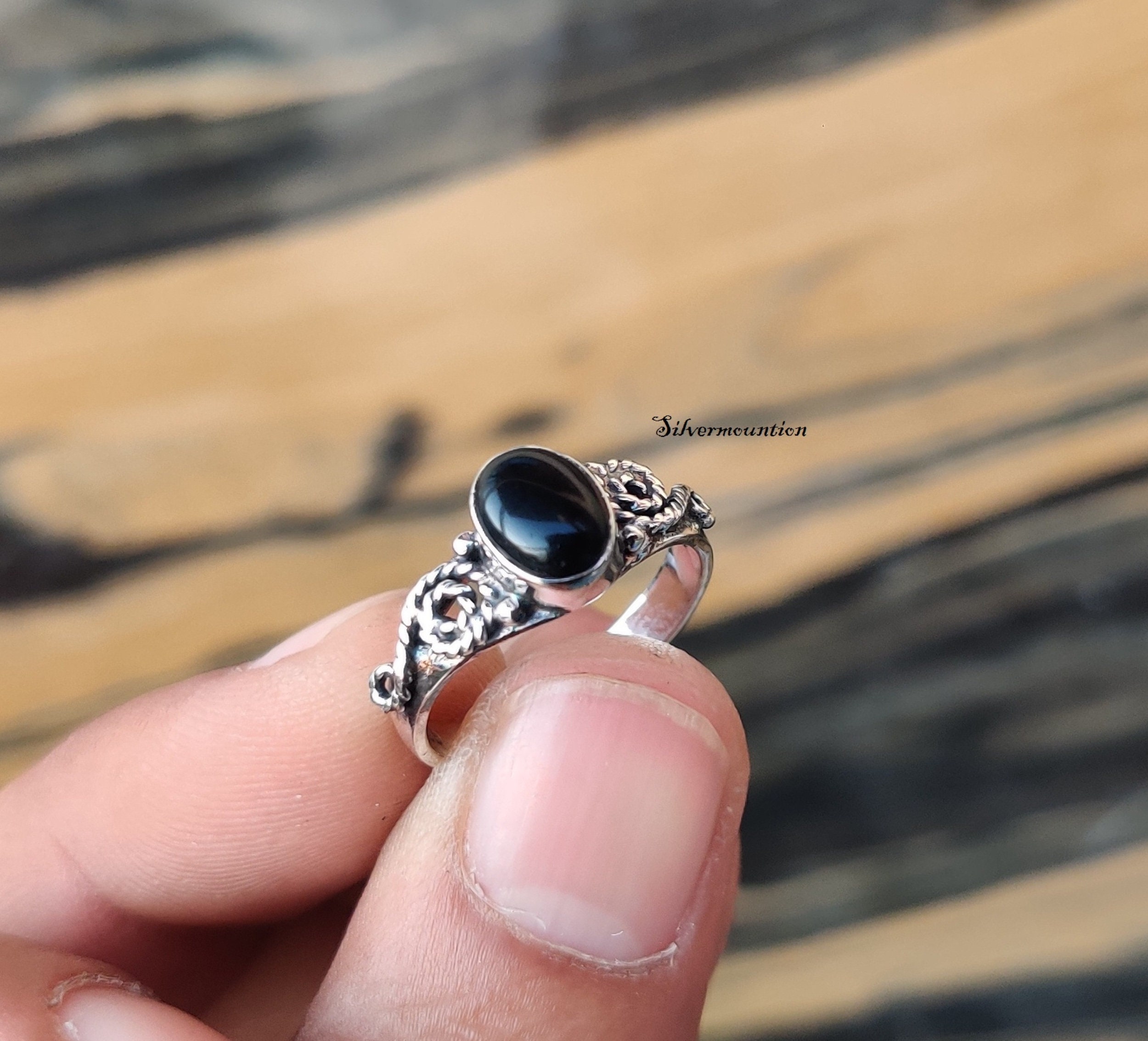 Black Onyx Ring* 925 Sterling Silver Ring* Oval Stone Shape Black Onyx Ring* 925 Sterling Silver Ring* Oval Stone Shape