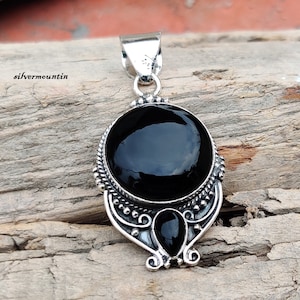 Black Onyx Pendant-925 Sterling Solid Silver Pendant-Cut Round Stone Pendant- Oyster Turquoise Pendant-Black Onyx Women Pendant  ma09