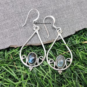 Labradorite Earring* 925 Sterling Silver Earring* Beautiful Earring* Oval Shape Earring* Handmade Earring* Styling Earring* Amazing Earring*