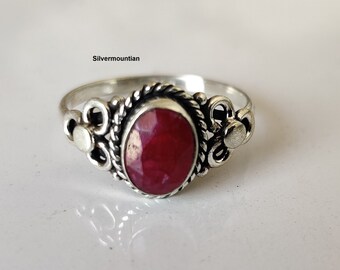 Handgefertigter Rubin Edelsteinring: 925 Sterling Silber Band