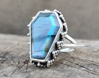 labradorite Ring, 925 Sterling Silver, Lovely Ring, Silver Jewelry Gift, Beautiful Design Ring, Band Ring, Wedding &Engagement Ring,