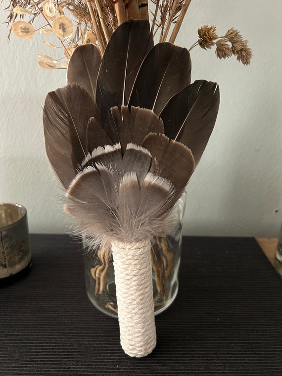 Incense fan "Pearl" brown/white, feather fan, shamanic tool