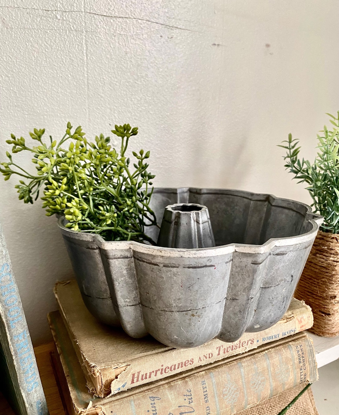 Mini Bundt Pan Nordic Ware, Heavy Duty Fluted Bundt Pan, Vintage Bundt