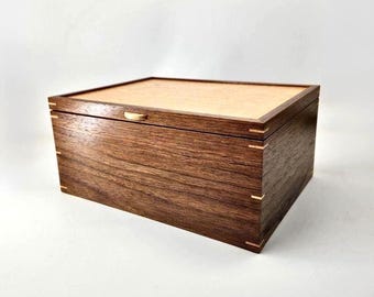 Walnut and Birdseye Maple Keepsake Box, Storage Large Box, Handcrafted Wooden Box, Gift for Couple, Custom sized boxes, Removable Trays.