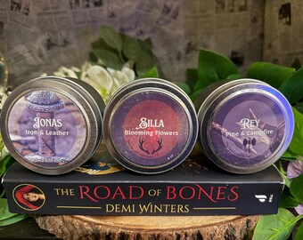 Jonas / Silla / Rey - Producto con licencia oficial de The Road of Bones de Demi Winters