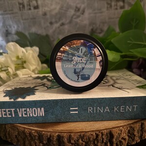 Jude Callahan - Dulce Veneno con licencia oficial de Rina Kent