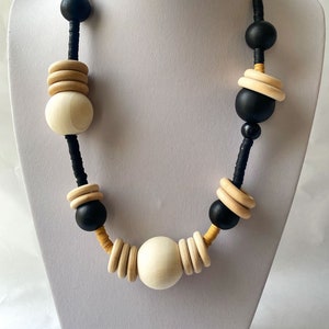 Statement wood necklace, Statement ring necklace, Versatile wood necklace, Chunky necklace, Short wood necklace, Wooden coin necklace