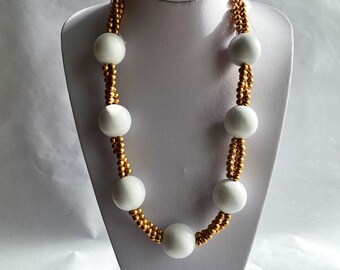 White and gold statement necklace, Statement wood necklace, Long wood necklace, Chunky wood necklace, Big beads necklace, White necklace