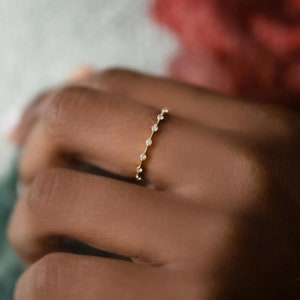 Round Cut Dainty Moissanite Ring, Minimalist Gold Stacking Ring, 14K Solid Gold Ring, Thin Moissanite Wedding Band, Promise Ring For Her