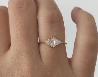 Two Triangle Moissanite Engagement Ring, East West Triangle Two Stone Toi Et Moi Ring, 14K Gold Wedding Ring, Anniversary Proposal Ring