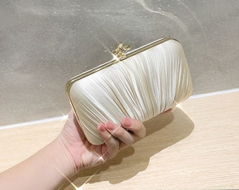 Clutches Evening bags for wedding,Cheongsam banquet bag,Small Pleated Evening Bag,Bridal paurse,Banquet bag,Party bag,Best friend Gift