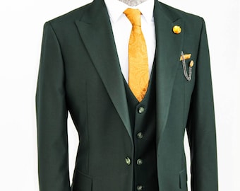 Traje verde Menista de tres piezas: elegante traje de boda para novios.
