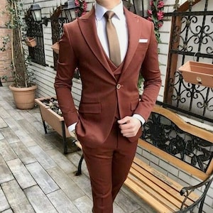 Menista  Suit Trendy Three Piece Terracotta Rust Mens Suit for Wedding, Engagement, Prom, Groom wear and Groomsmen Suits
