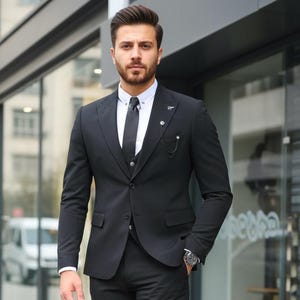 メンズスリーピーススーツ：ブラックストライプスリムフィット（結婚式
