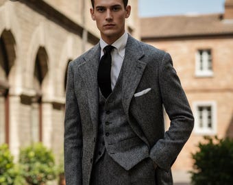 Costume en laine tweed à chevrons : costume gris trois pièces de style vintage pour mariage et événement formel