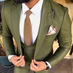 Menista  Suit Stylish Three Piece Green Mens Suit for Wedding, Engagement, Prom, Groom wear and Groomsmen Suits