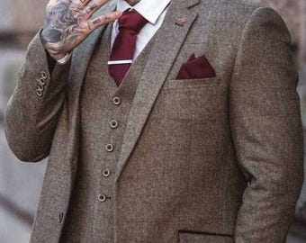 Traje marrón de tres piezas: ropa masculina a medida