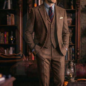 Tailored Brown Tweed Suit: Men's 3-Piece Wedding Groom Wear image 8
