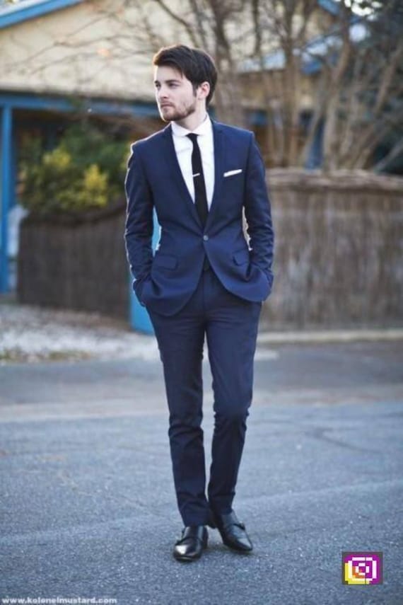 Traje menista Elegante traje azul marino de dos piezas para hombre para bodas compromisos bailes trajes de novio y trajes de padrino de boda Etsy Espana
