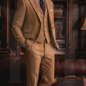 Tailored Brown Tweed Suit: Men's 3-Piece Wedding Groom Wear image 6