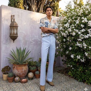 Custom hemelsblauwe Bell Bottom-broek: slim-fit wijd uitlopende pijpen voor heren