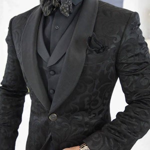 Menista  Jacquard Three Piece Tuxedo Black Printed Mens Suit for Wedding, Engagement, Prom, Groom wear and Groomsmen Suits