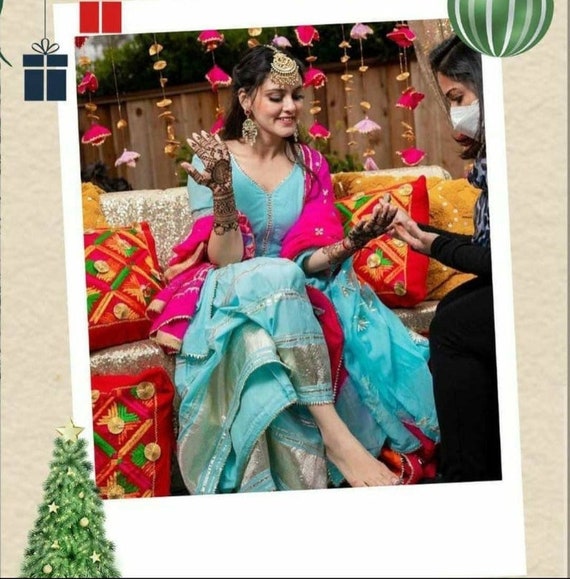 Pista Green Kurta Set With Chinon Heavy Zari Work Dupatta | Designer party  wear dresses, Designer kurti patterns, How to wear