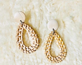 Special rattan handwoven earring, rattan earring, handwoven earrings, Boho rattan earrings