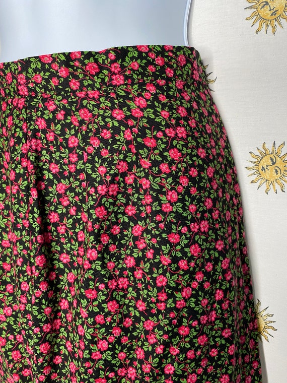 1950s / 1960s cotton rose print skirt - image 2