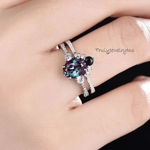 Vintage Alexandrite Engagement Ring Set: Oval Cut, Black Diamond, 925 Silver
