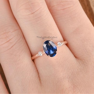 Blue Sapphire Engagement Ring,6X4 mm Blue Sapphire Ring, Unique Oval Lavender sapphire engagement ring, Dainty Sapphire Diamond Ring wedding