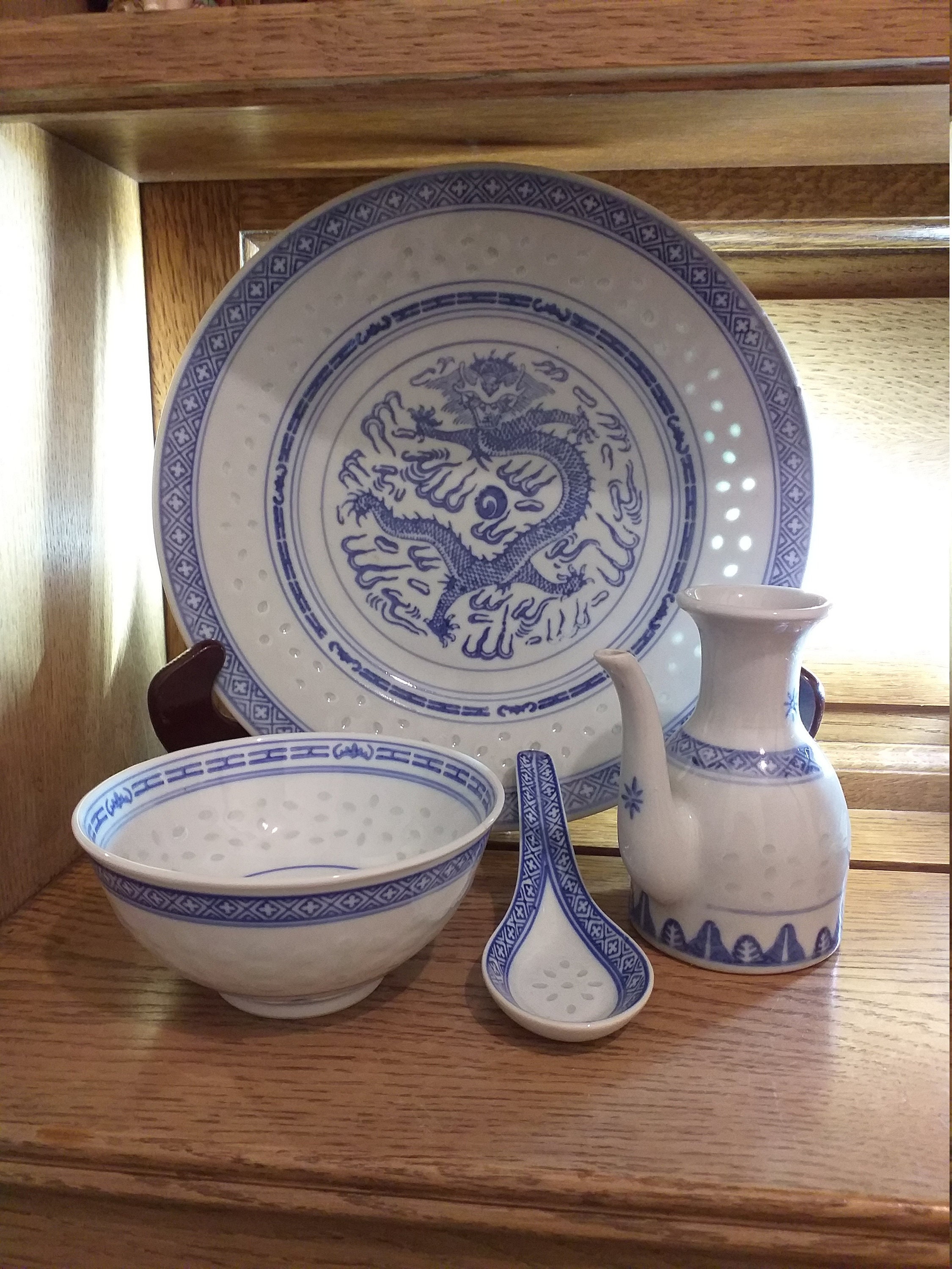 Vintage Chinese Dragon Plate Rice Grain White & Blue, Chinese Porcelaine Bowl, White Blue Porcelain 