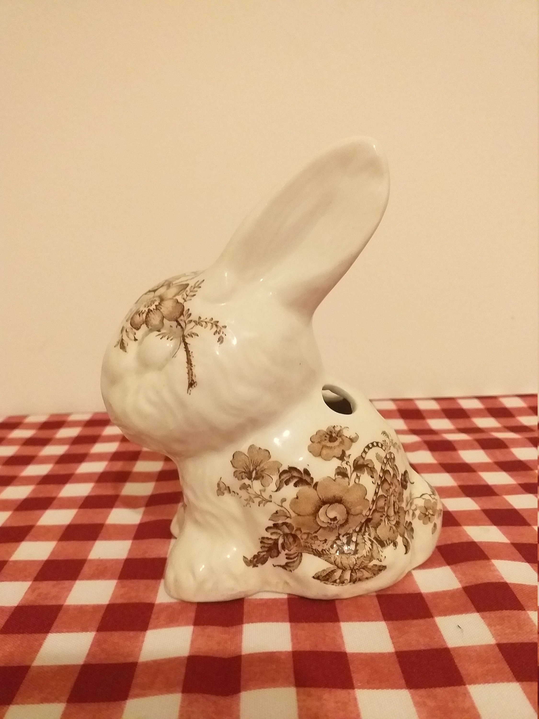 Toothbrush Holder/Vintage Toothbrush in The Shape Of A Hare Royal Quality England Crown Devon Fieldi