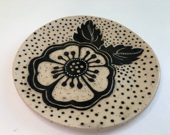 Plate handmade pottery tattoo flower sgraffito design