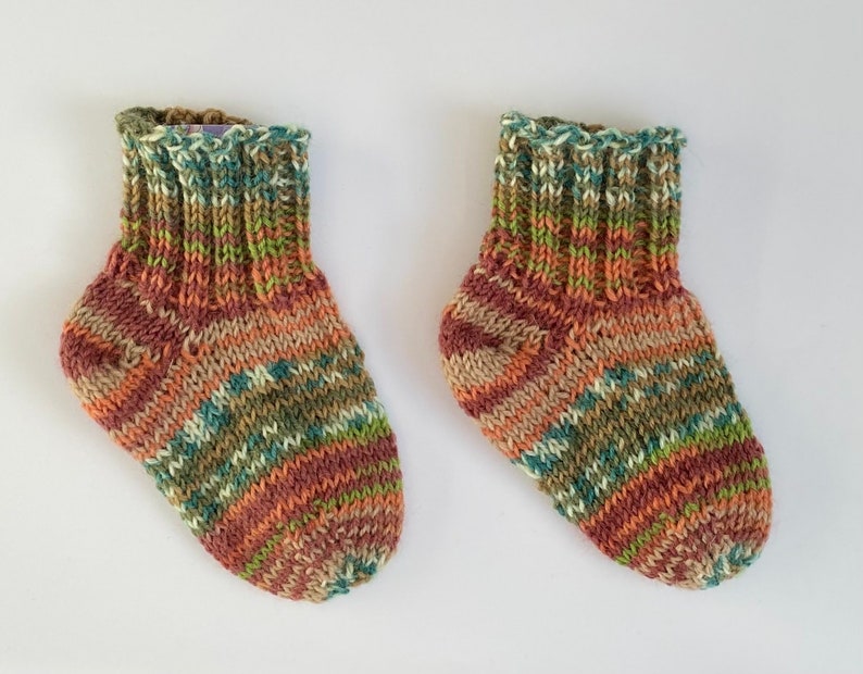 Hand Knit Baby Socks Size 17-18 Autumn