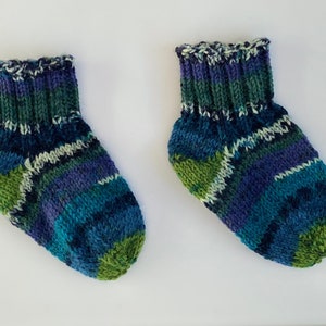 Hand Knit Baby Socks Size 17-18 Navy Green