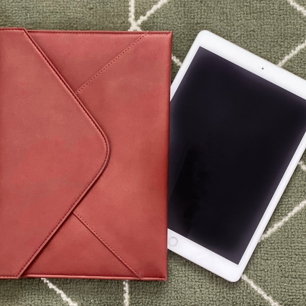 Brown iPad Sleeve with Pen Holder, New Job Gift for Men, Leather Tablet Sleeve, Personalized Gift Ideas, Gifts for Him Boyfriend Birthday